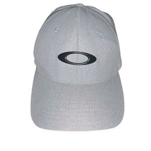 Men’s Oakley Hat